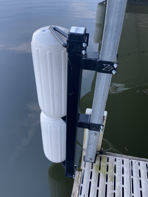 Double Corner Dock Mount w/soft rotating Polyform Fenders - Image 2