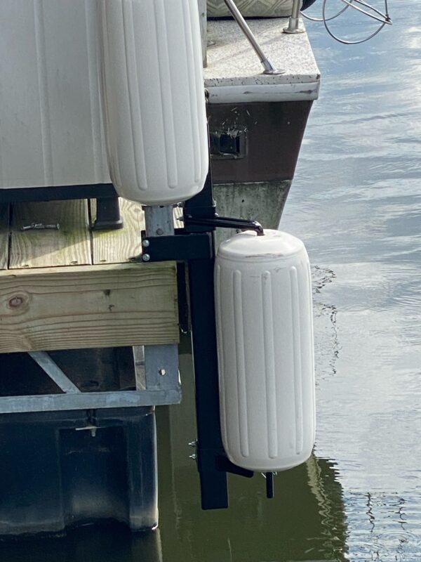 Lower Dock Extension w/soft rotating Polyform Fenders - Image 15