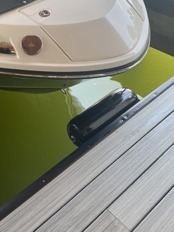 Horizontal mount