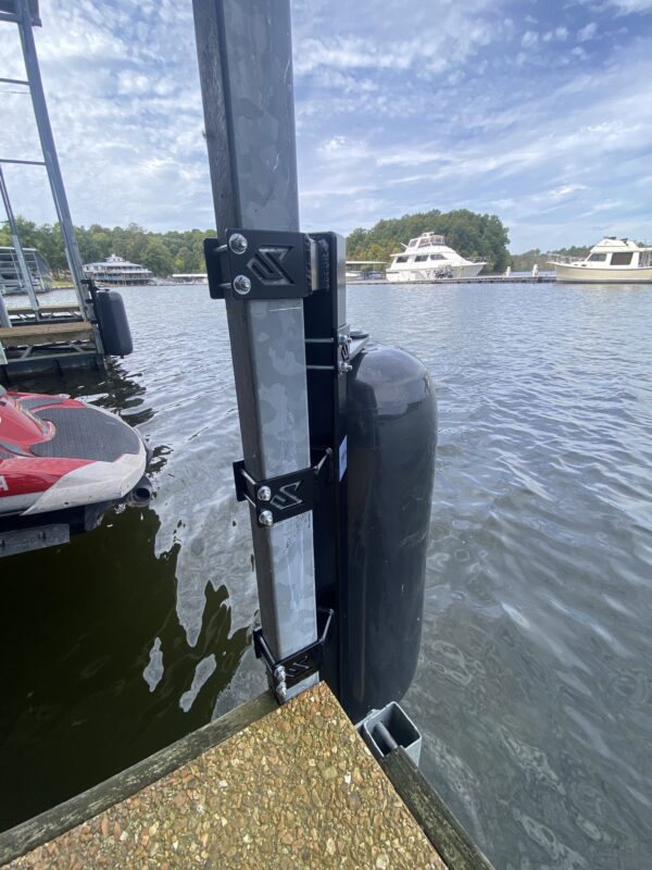 HTM4 Specialty Bracket w/soft rotating Polyform Fender - Image 12